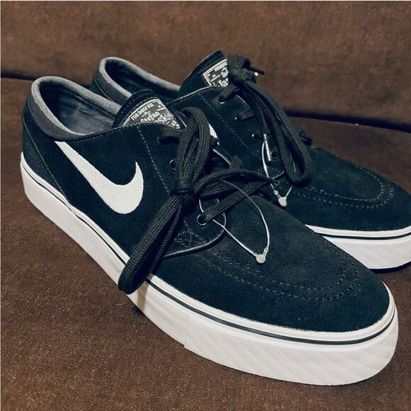Nike SB Zoom Stefan Janoski Suede Black White 333824-026 Mens 9 US 8.5 UK 42.5 - Picture 2 of 6